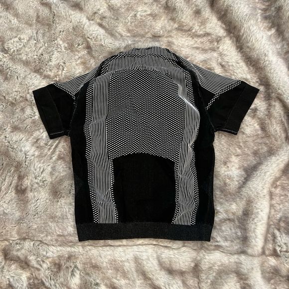 MISBHV SPORT ACTIVE WEAR CROPPED T-SHIRT - Picture 4 of 4